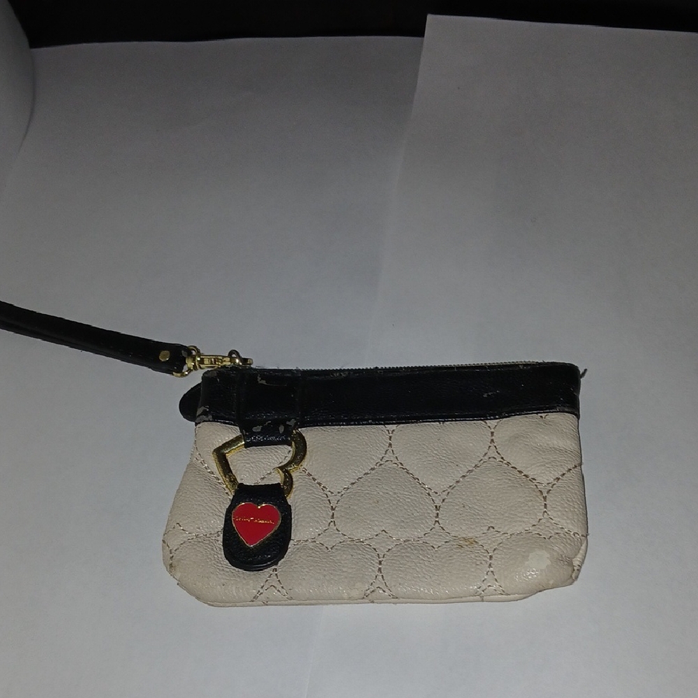 Betsey Johnson Vtg Chic Beige and Black Wristlet with Heart Charm rehab project